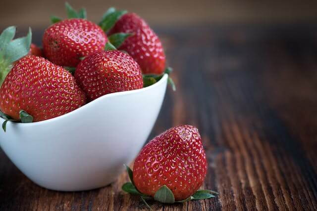 The Halachic Way to Clean and Check Strawberries